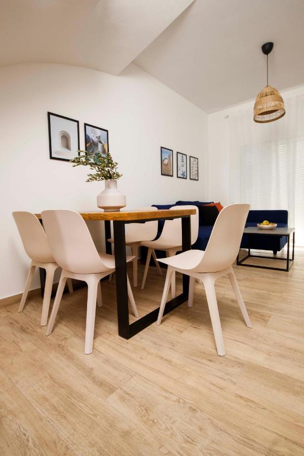 Bura House Holiday home Povljana
