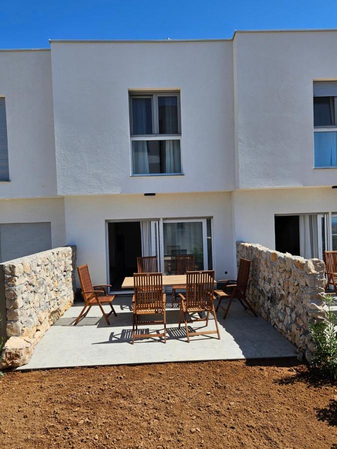 Bura House Holiday home Povljana