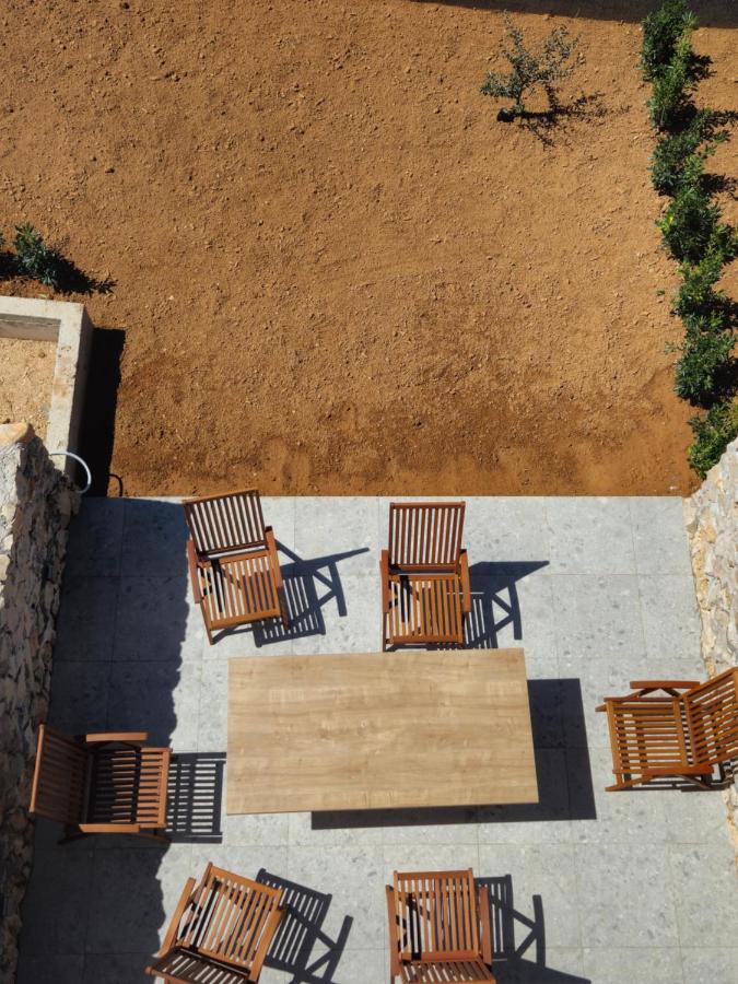 Bura House *
